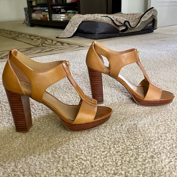Franco Sarto Heels - Picture 4 of 6